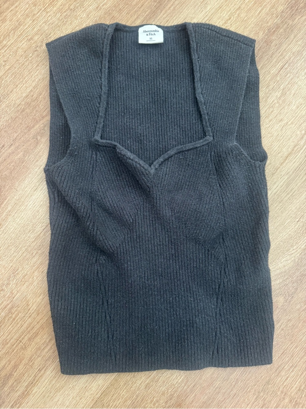 Abercrombie & Fitch Black Ribbed V-Neck Women's Sweater Vest